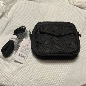 LUG swing bag in midnight.  Impossible to find!